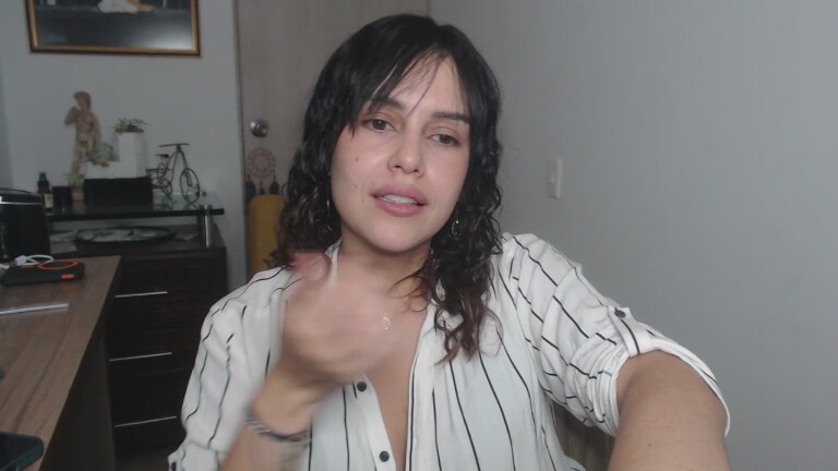 Lunaparker2023's Streamate show and profile