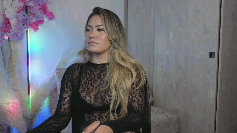 SussiVegaa's Streamate show and profile