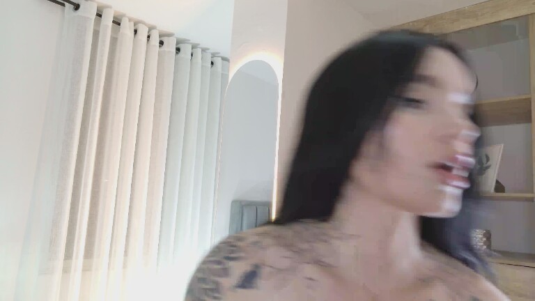 Sweetssinn's Streamate show and profile