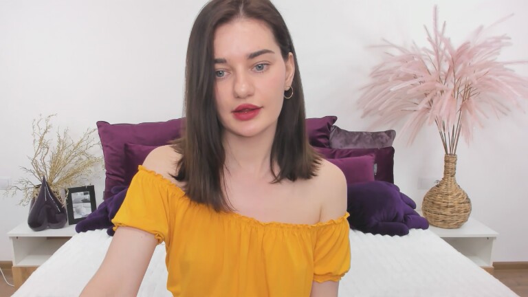 DemiLinda's Streamate show and profile