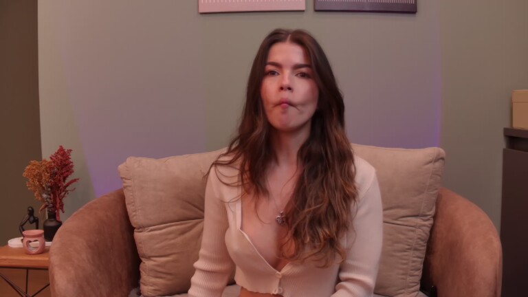 AliceLujan's Streamate show and profile