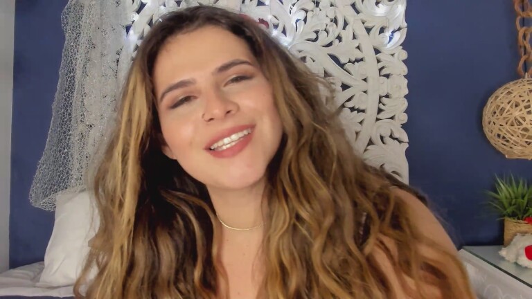 SkyOlsen's Streamate show and profile