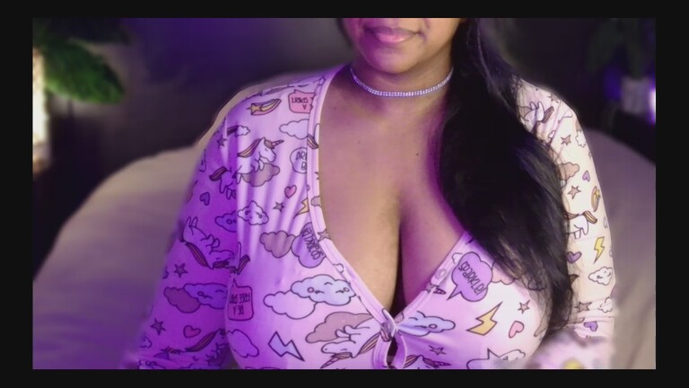 JadeNextDoor's Streamate show and profile