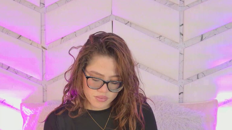 JadeMartinelli's Streamate show and profile