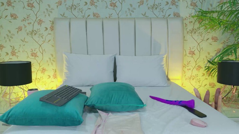 BrisaVegaGB's Streamate show and profile