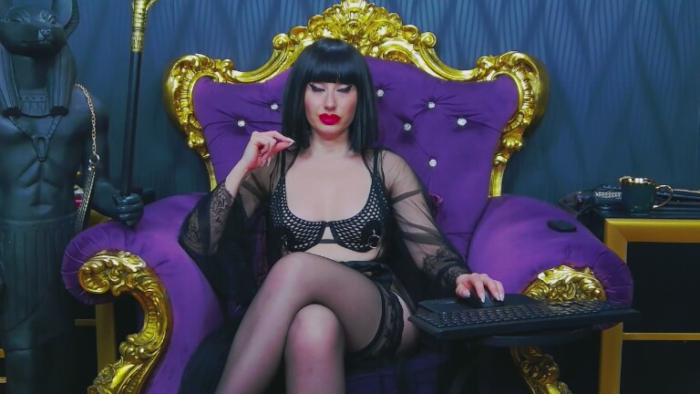 LaraMaeve's Streamate show and profile