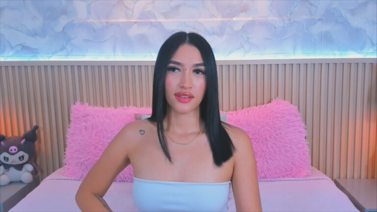 HemmaThompsonn's Streamate show and profile