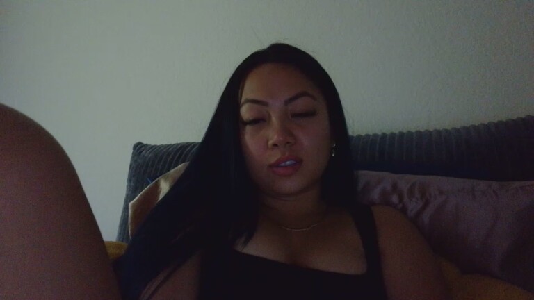 VeeE63's Streamate show and profile