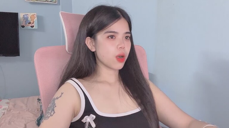 Anne6868's Streamate show and profile