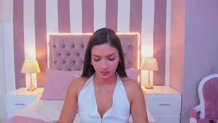 AuraClark's Streamate show and profile