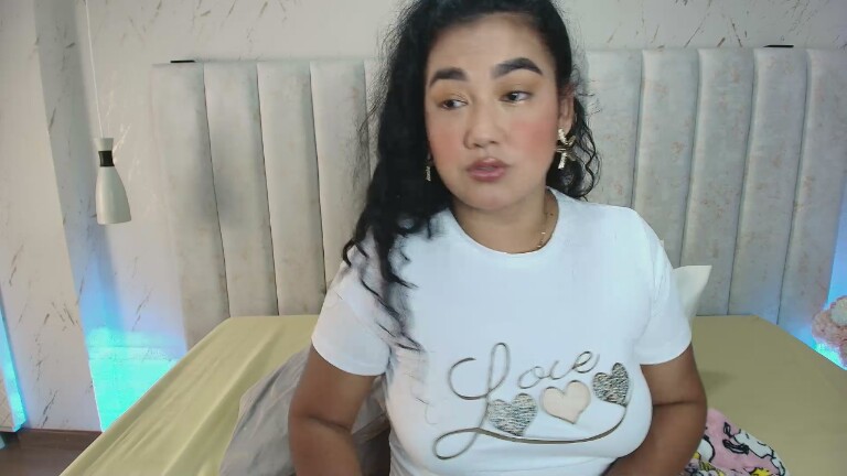 BETTY_BOOGB's Streamate show and profile