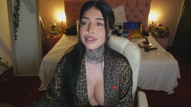 AARISS's Streamate show and profile