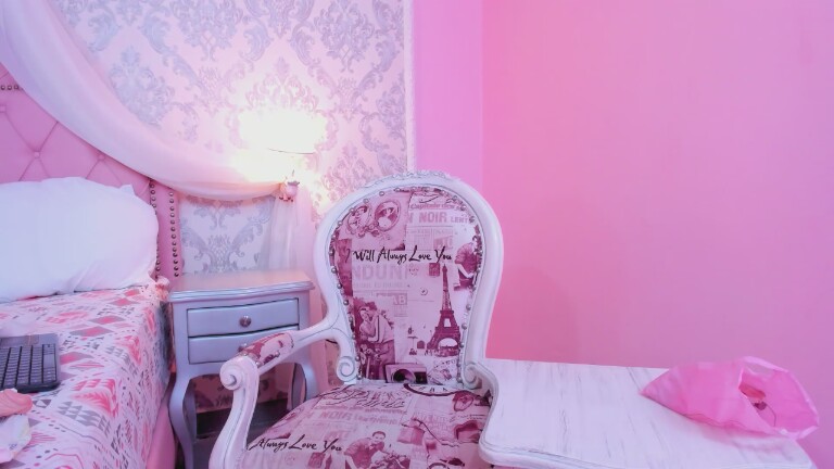 TaniaBroke's Streamate show and profile