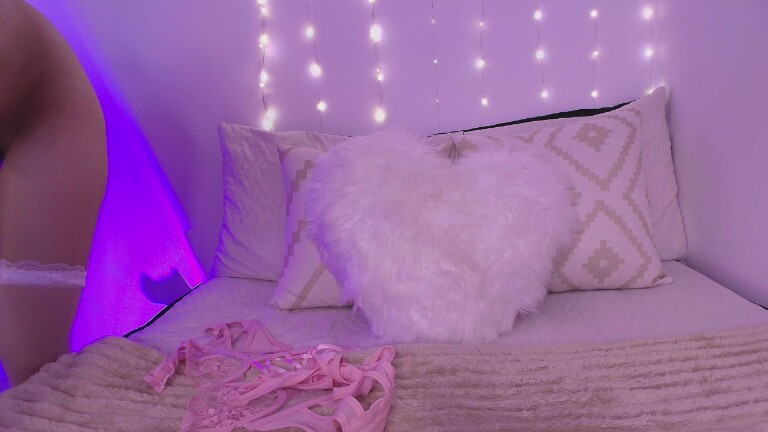 GabrielaCollin's Streamate show and profile