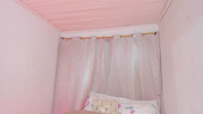 Peachy_hot's Streamate show and profile