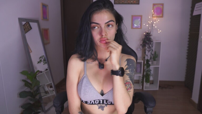 AlissonnovaXX's Streamate show and profile