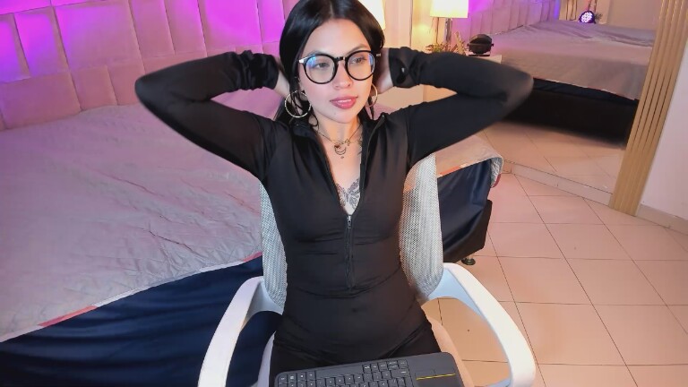 NyraVanee's Streamate show and profile