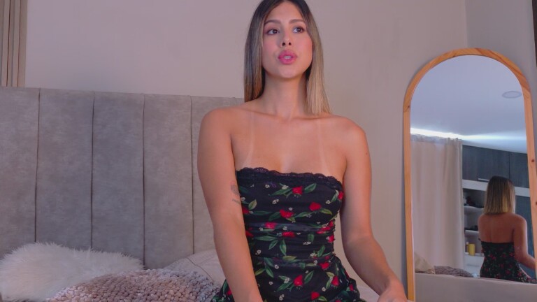 SiaraRose's Streamate show and profile