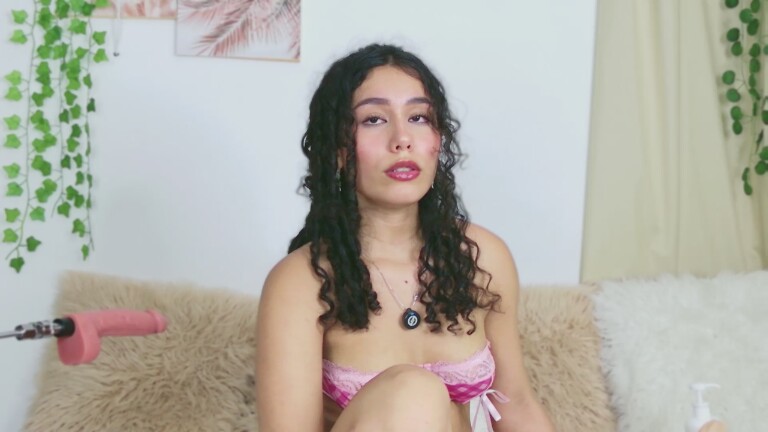 AliceLewiis's Streamate show and profile