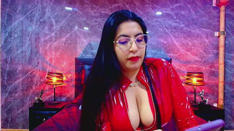 Kamile_Nilsen's Streamate show and profile