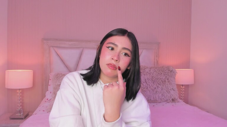 SophiaColinns's Streamate show and profile