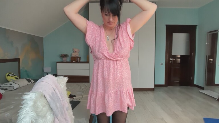 IraCherryNow's Streamate show and profile