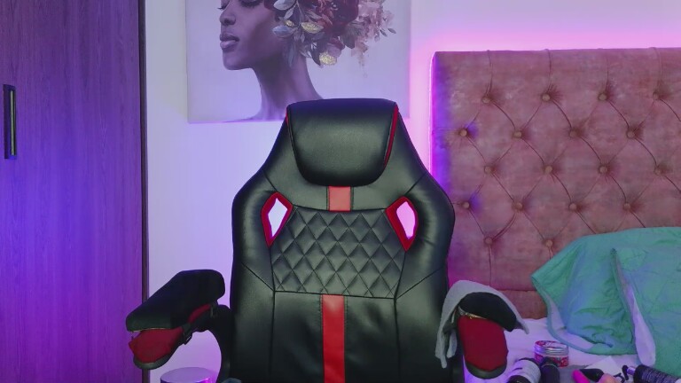 Yaya_Lm's Streamate show and profile