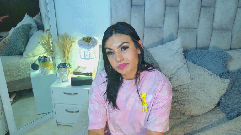 MaiaCooper's Streamate show and profile