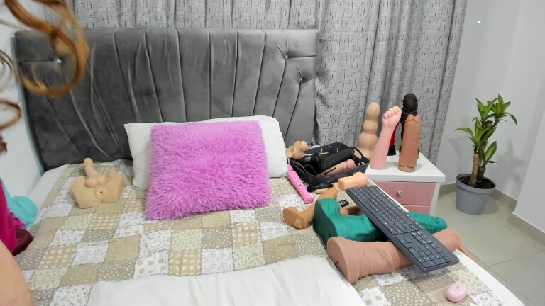 Sweet_X's Streamate show and profile