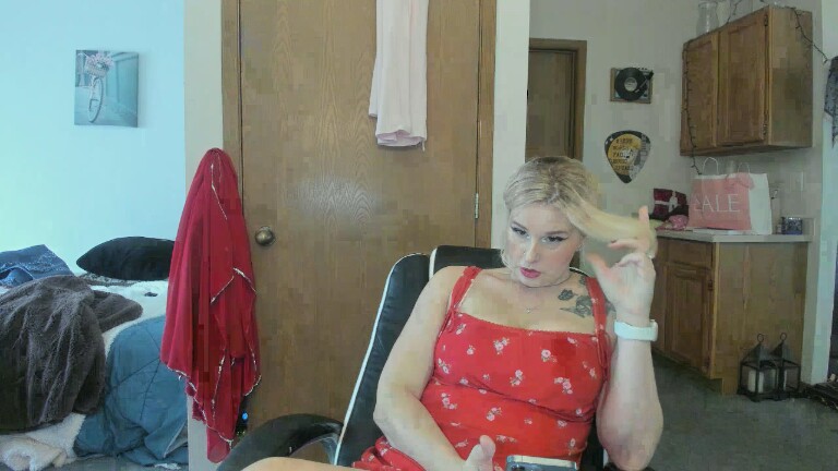 Hottyhousewife18's Streamate show and profile