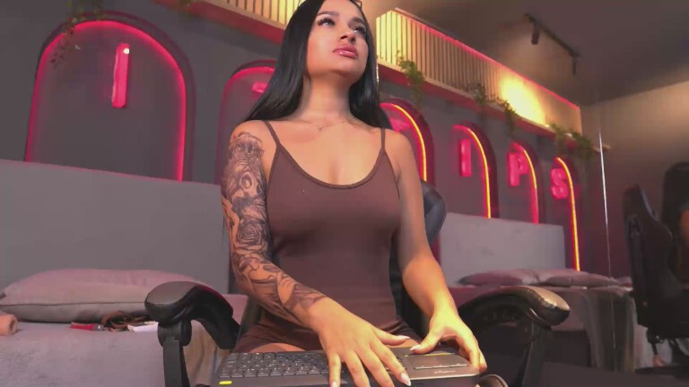 BratzLuxy's Streamate show and profile