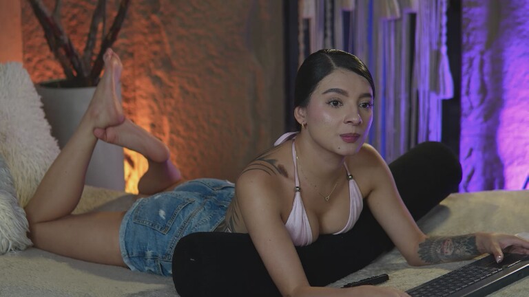 Miawiithe's Streamate show and profile