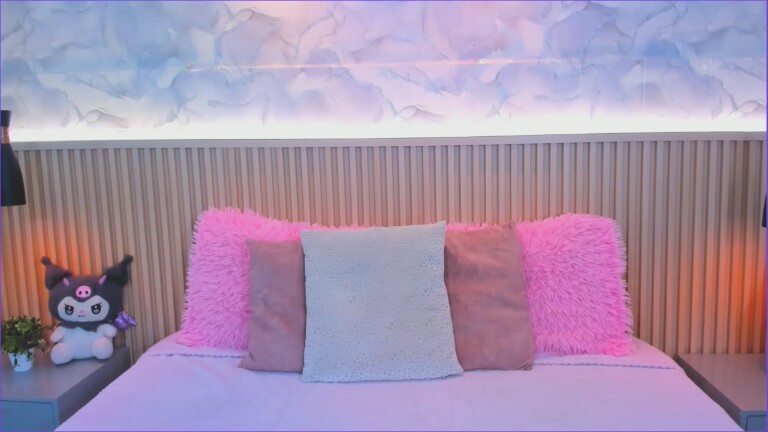 HemmaThompsonn's Streamate show and profile