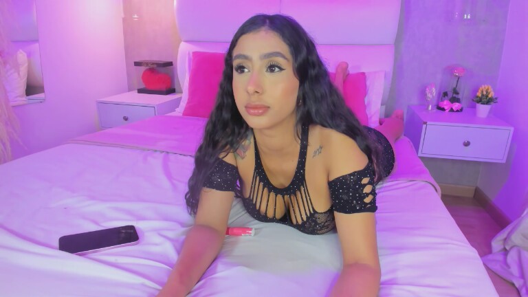 ValeriaMaraj's Streamate show and profile