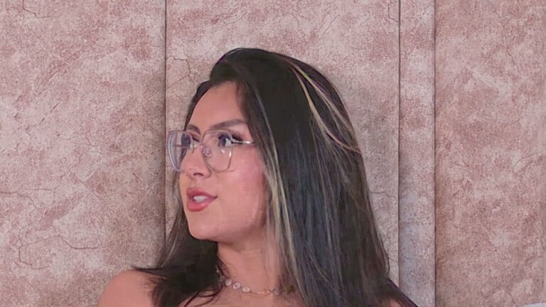 IsaRose's Streamate show and profile