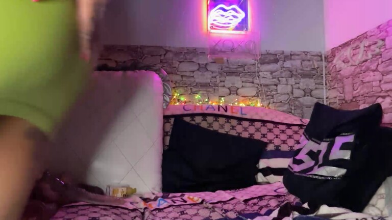 FitnesMilfy's Streamate show and profile