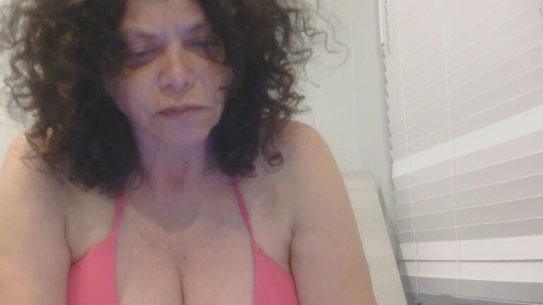 VivienneVale's Streamate show and profile