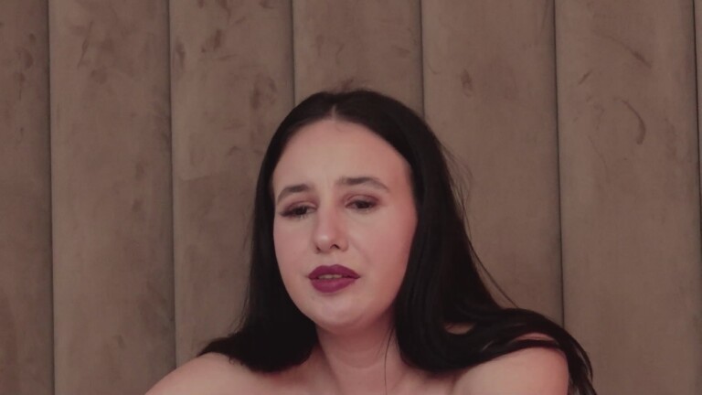 MavisReeve's Streamate show and profile