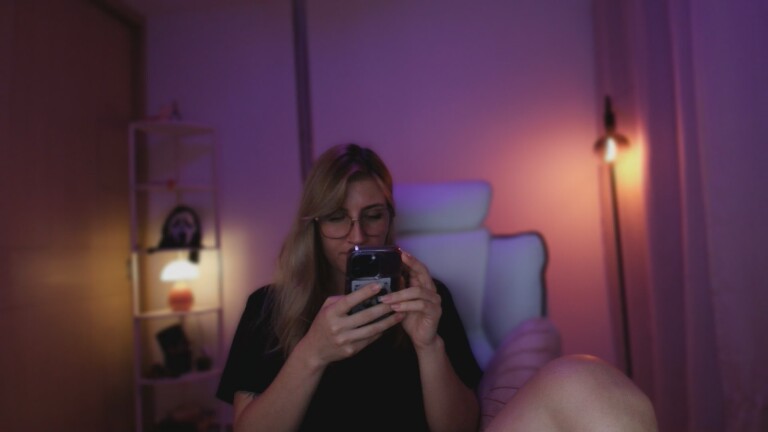 LindaSofiaa's Streamate show and profile