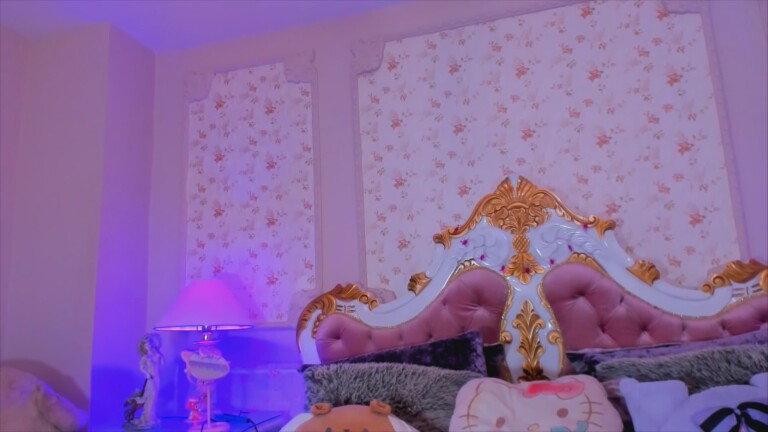 JuneEvanss's Streamate show and profile