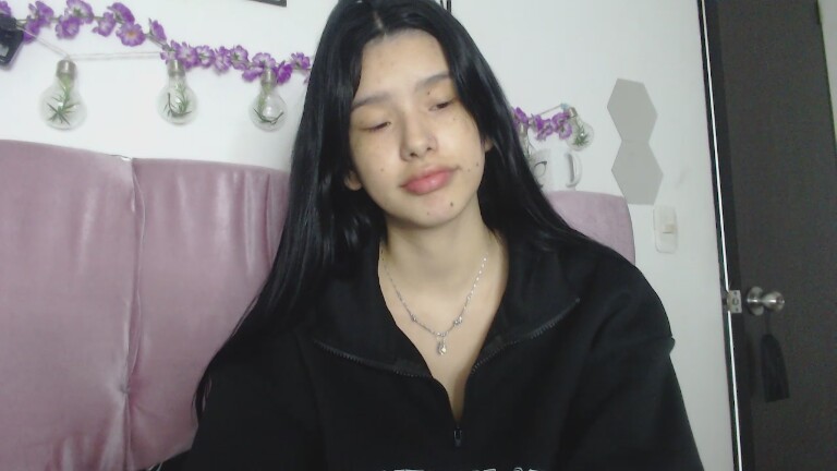 ZakuraPrincess's Streamate show and profile