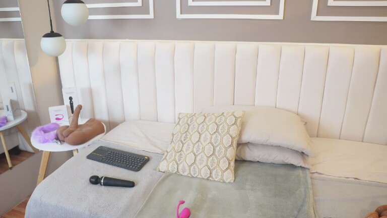 SabrinaColem's Streamate show and profile