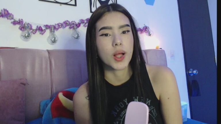 ZakuraSlave's Streamate show and profile