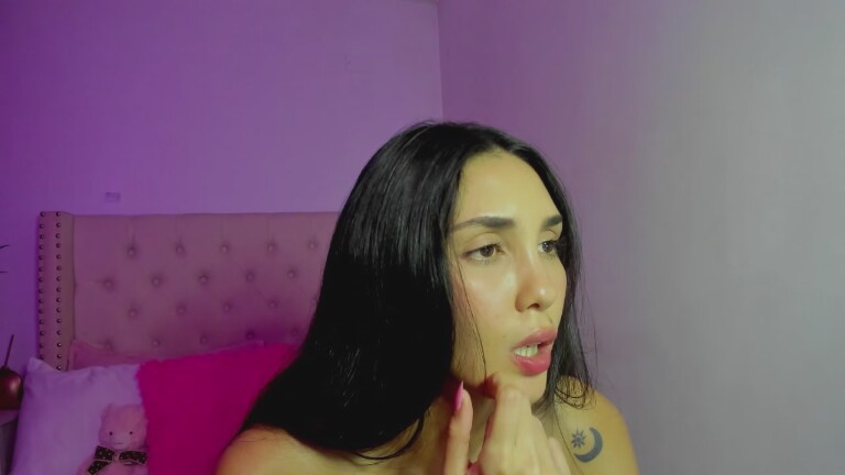 SoyLili's Streamate show and profile