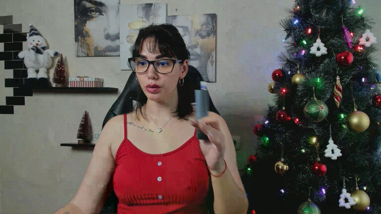 GlamNova's Streamate show and profile