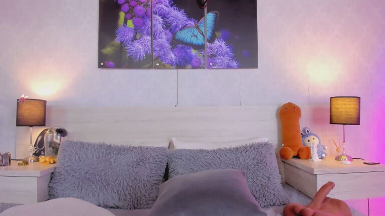 SamanthaaWoods's Streamate show and profile