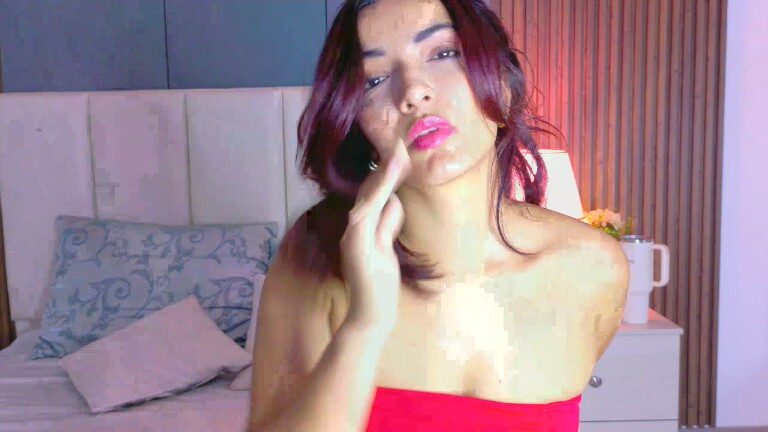 RafaellaCaruso's Streamate show and profile