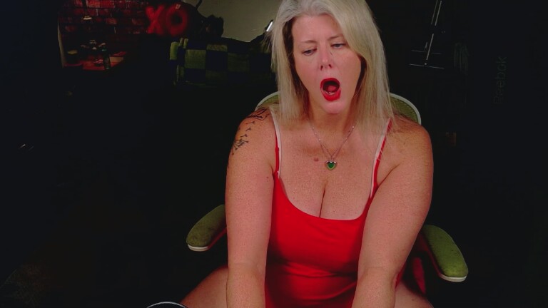 Alicescuriosity's Streamate show and profile