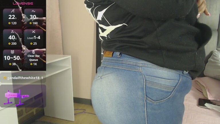 scarletthjhonsom's Streamate show and profile