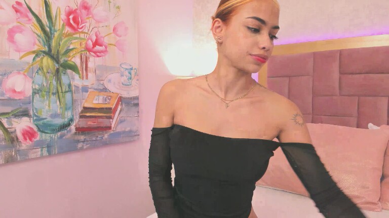 AnnieAdaams's Streamate show and profile